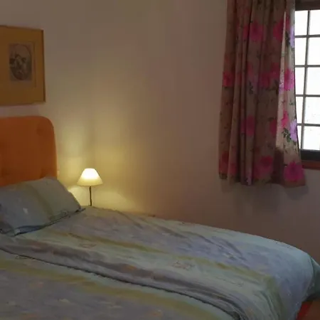 Apartman Ruhige Ferienwohnung Mit Pool Und Meerblick Santiago del Teide
