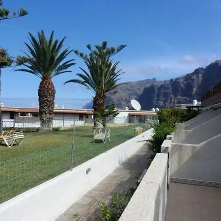 Ruhige Ferienwohnung Mit Pool Und Meerblick *