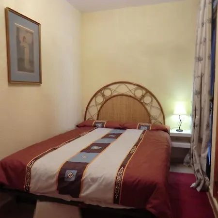 Apartmán Ruhige Ferienwohnung Mit Pool Und Meerblick *